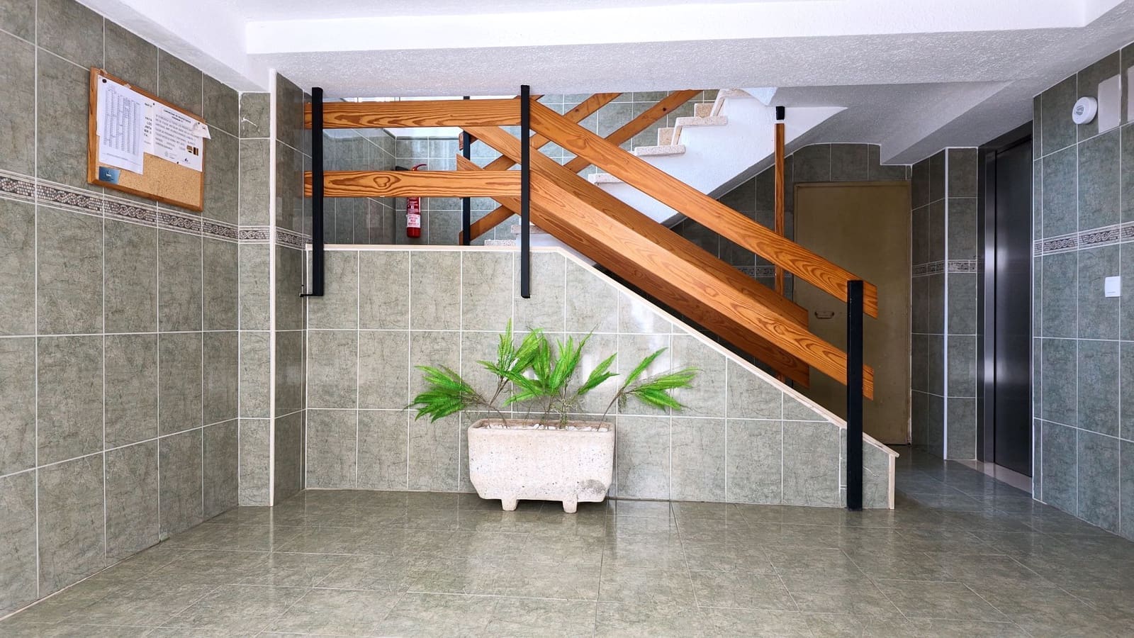 1 bedroom Apartment for sale in Miramar with pool - € 156,000 (Ref: 9956711)