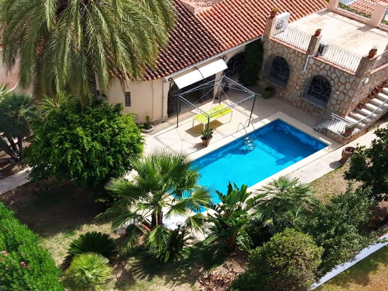 3 bedroom Villa for sale in Els Poblets with pool garage - € 660,000 (Ref: 9966084)