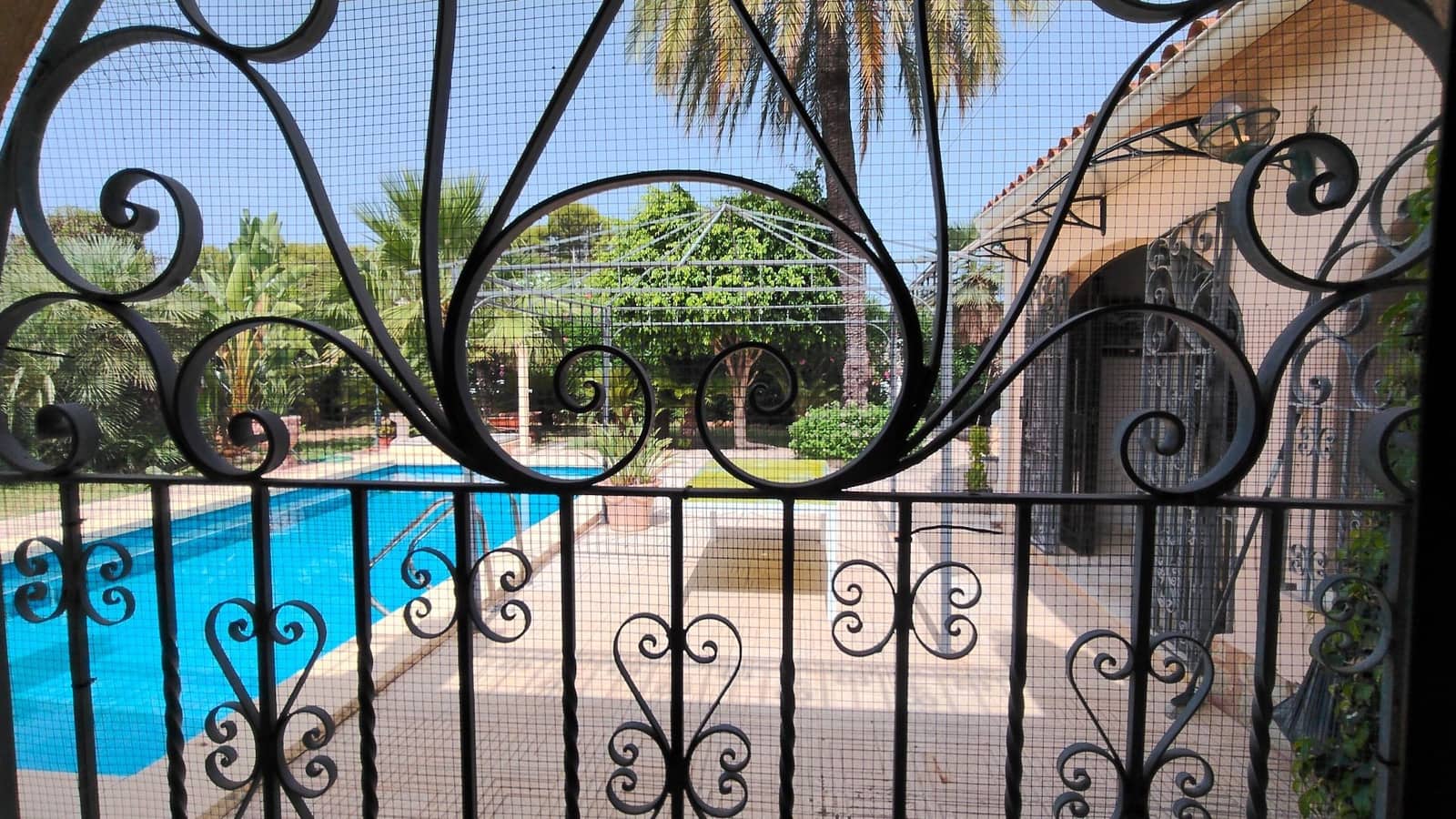 3 bedroom Villa for sale in Els Poblets with pool garage - € 660,000 (Ref: 9966084)