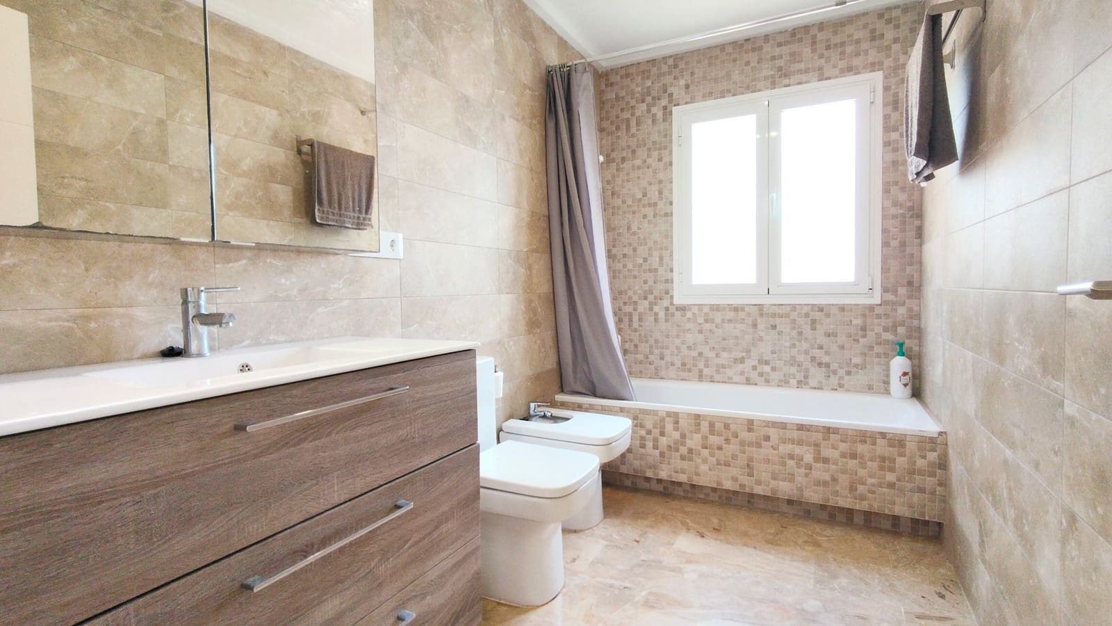 3 bedroom Villa for sale in Els Poblets with pool garage - € 660,000 (Ref: 9966084)