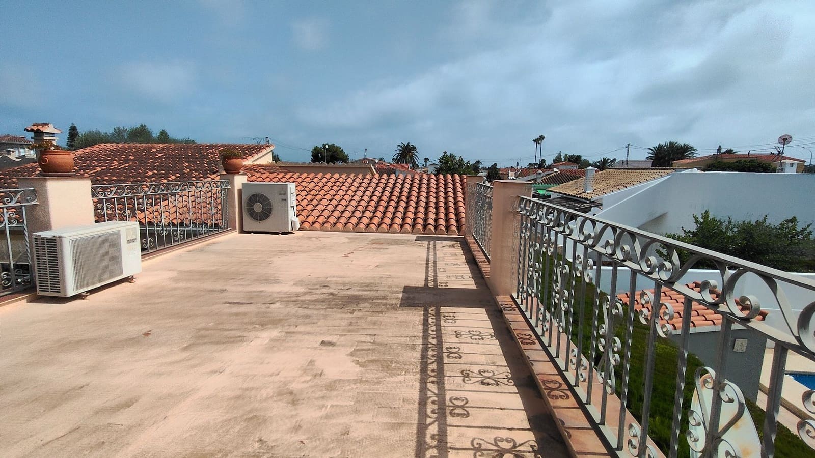 3 bedroom Villa for sale in Els Poblets with pool garage - € 660,000 (Ref: 9966084)
