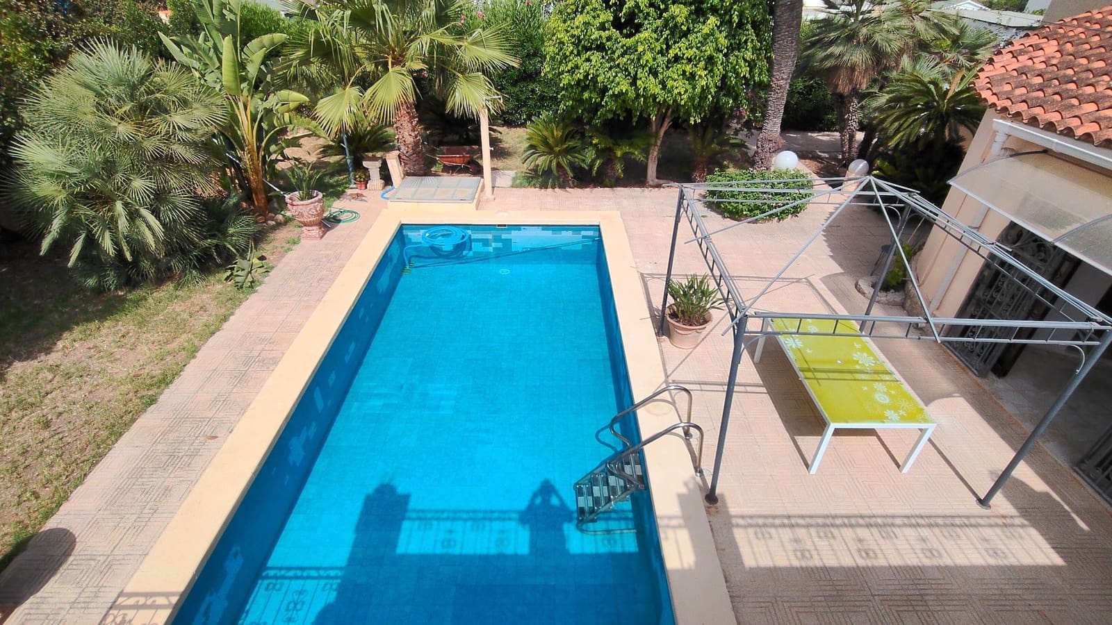 3 bedroom Villa for sale in Els Poblets with pool garage - € 660,000 (Ref: 9966084)