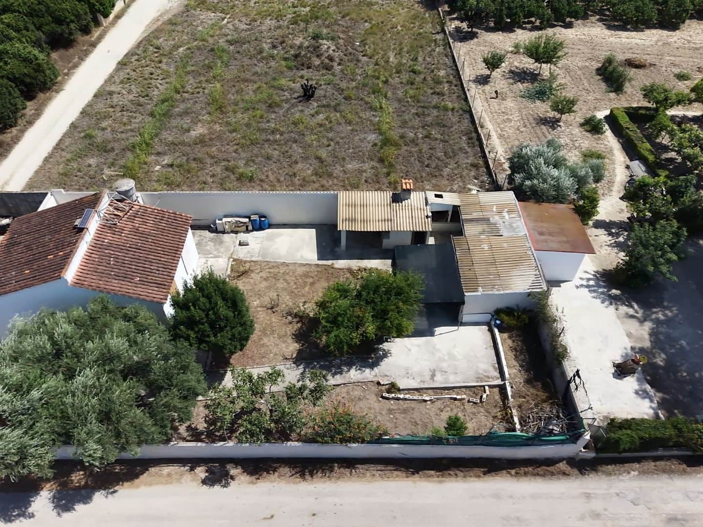 Chalet de 3 habitaciones en Oliva en venta con garaje - 170.000 € (Ref: 9980165)