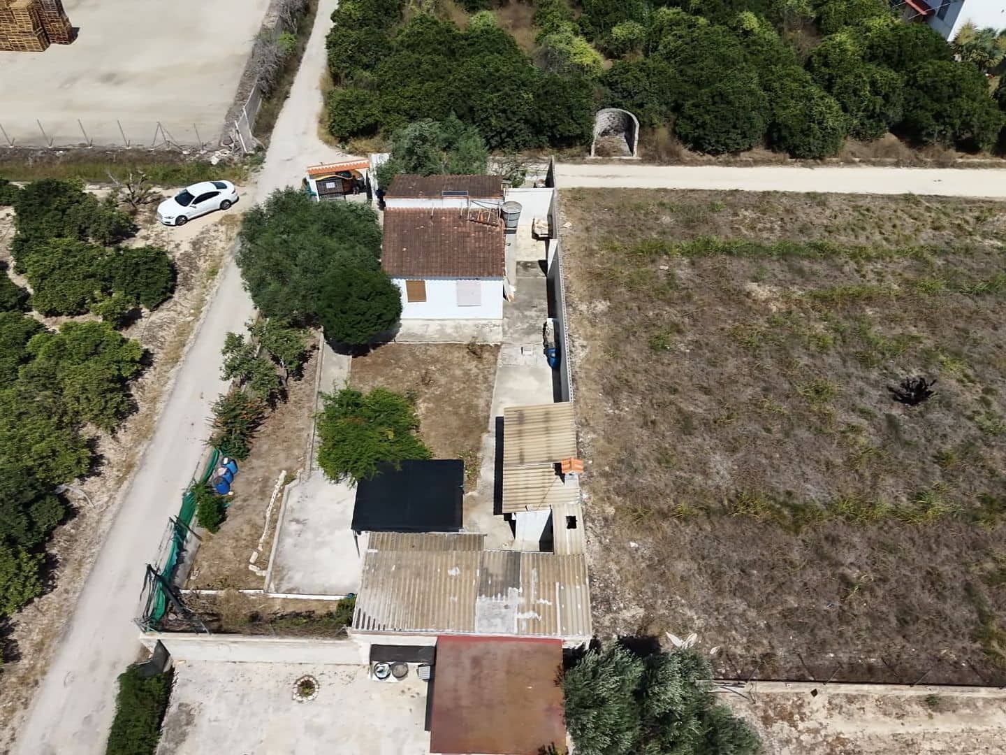Chalet de 3 habitaciones en Oliva en venta con garaje - 170.000 € (Ref: 9980165)