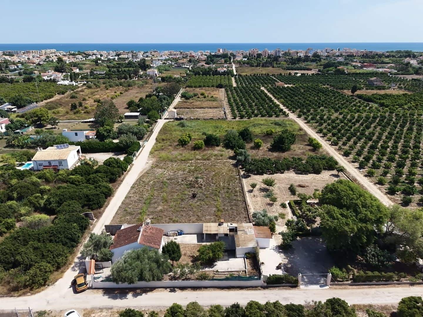 Chalet de 3 habitaciones en Oliva en venta con garaje - 170.000 € (Ref: 9980165)