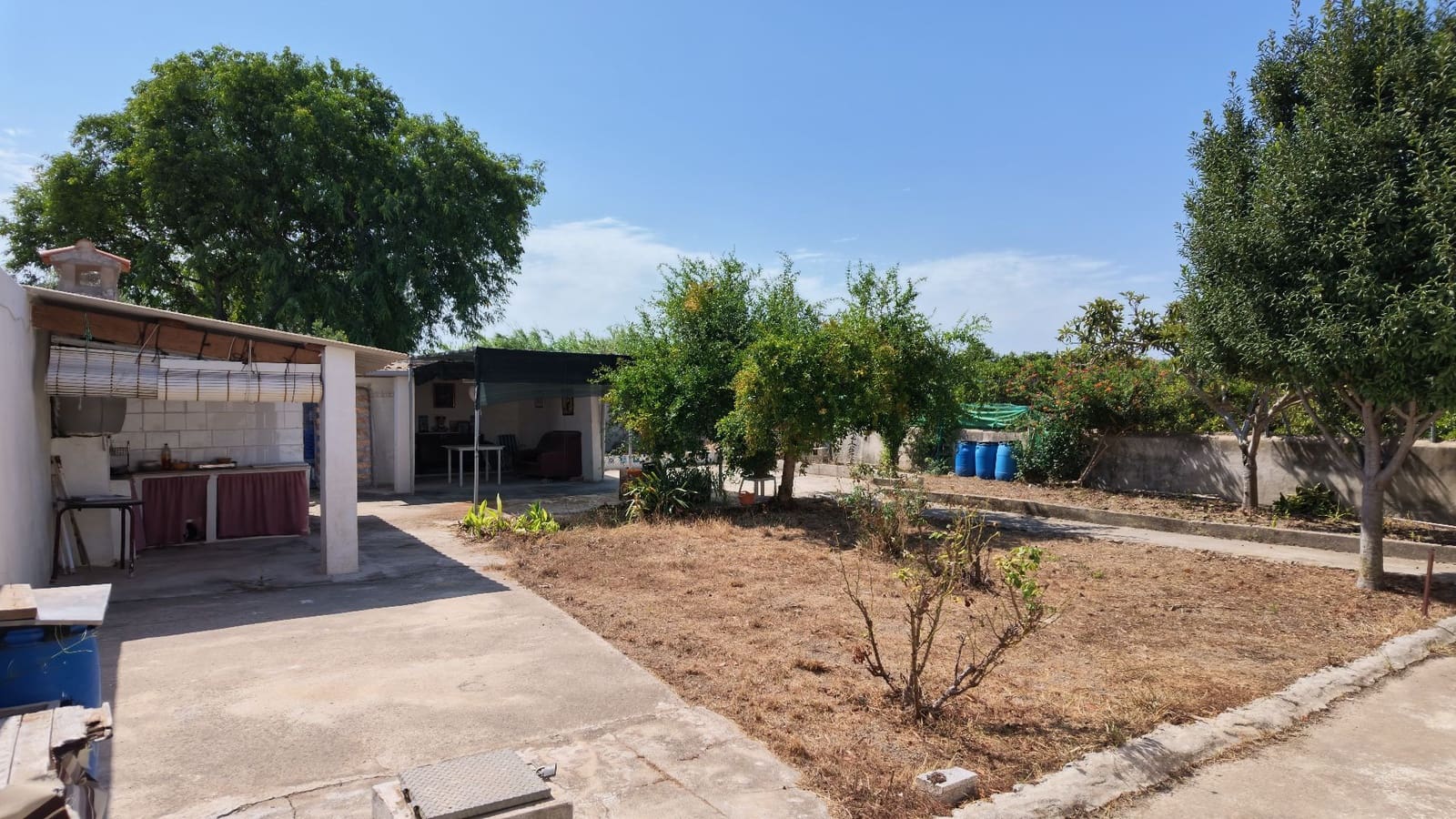 Chalet de 3 habitaciones en Oliva en venta con garaje - 170.000 € (Ref: 9980165)