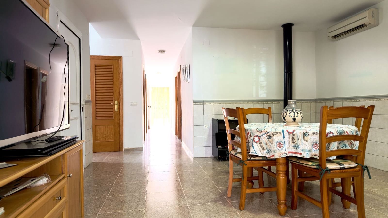 5 Zimmer Villa zu verkaufen in Oliva Nova mit Garage - 380.000 € (Ref: 9980166)