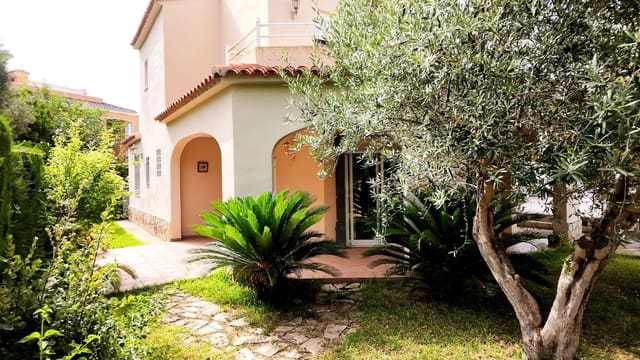 5 Zimmer Villa zu verkaufen in Oliva Nova, Oliva mit Garage - 380.000 € (Ref: 9980166)