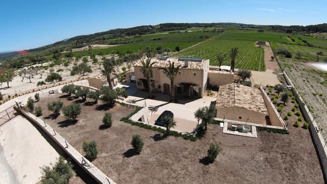 5 soverom Villa til salgs i Montuïri med svømmebasseng garasje - € 5 900 000 (Ref: 9061842)