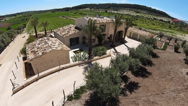 5 soverom Villa til salgs i Montuïri med svømmebasseng garasje - € 5 900 000 (Ref: 9061842)