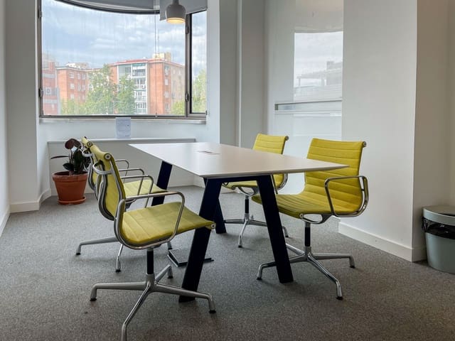 Oficina en Prosperidad, Madrid ciudad en alquiler - 329 € (Ref: 9420716)