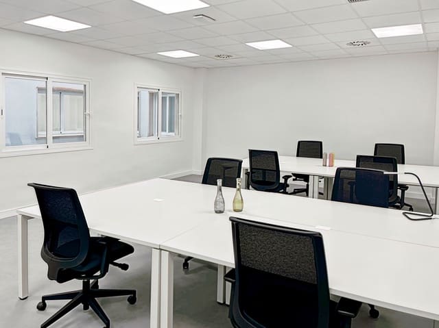 Bureau à louer à Sant Francesc, Valence ville - 1 599 € (Ref: 9420729)