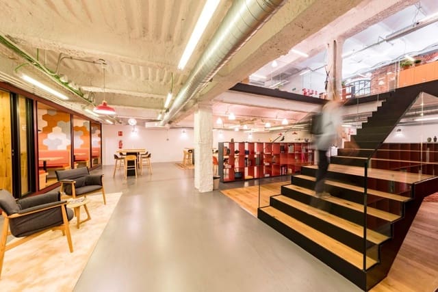 Kontor til leie i Palos de Moguer, Madrid by - € 109 (Ref: 9420732)