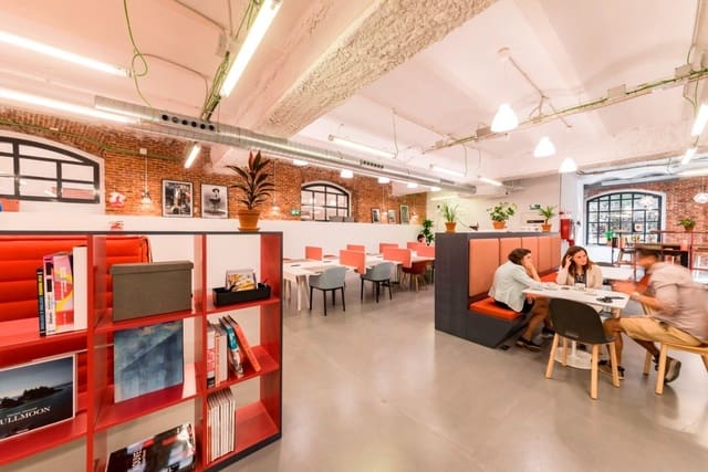 Kontor til leie i Palos de Moguer, Madrid by - € 109 (Ref: 9420732)