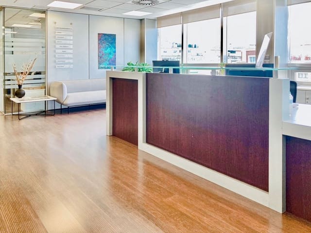 Kontor til leie i El Viso, Madrid by - € 1 189 (Ref: 9420750)