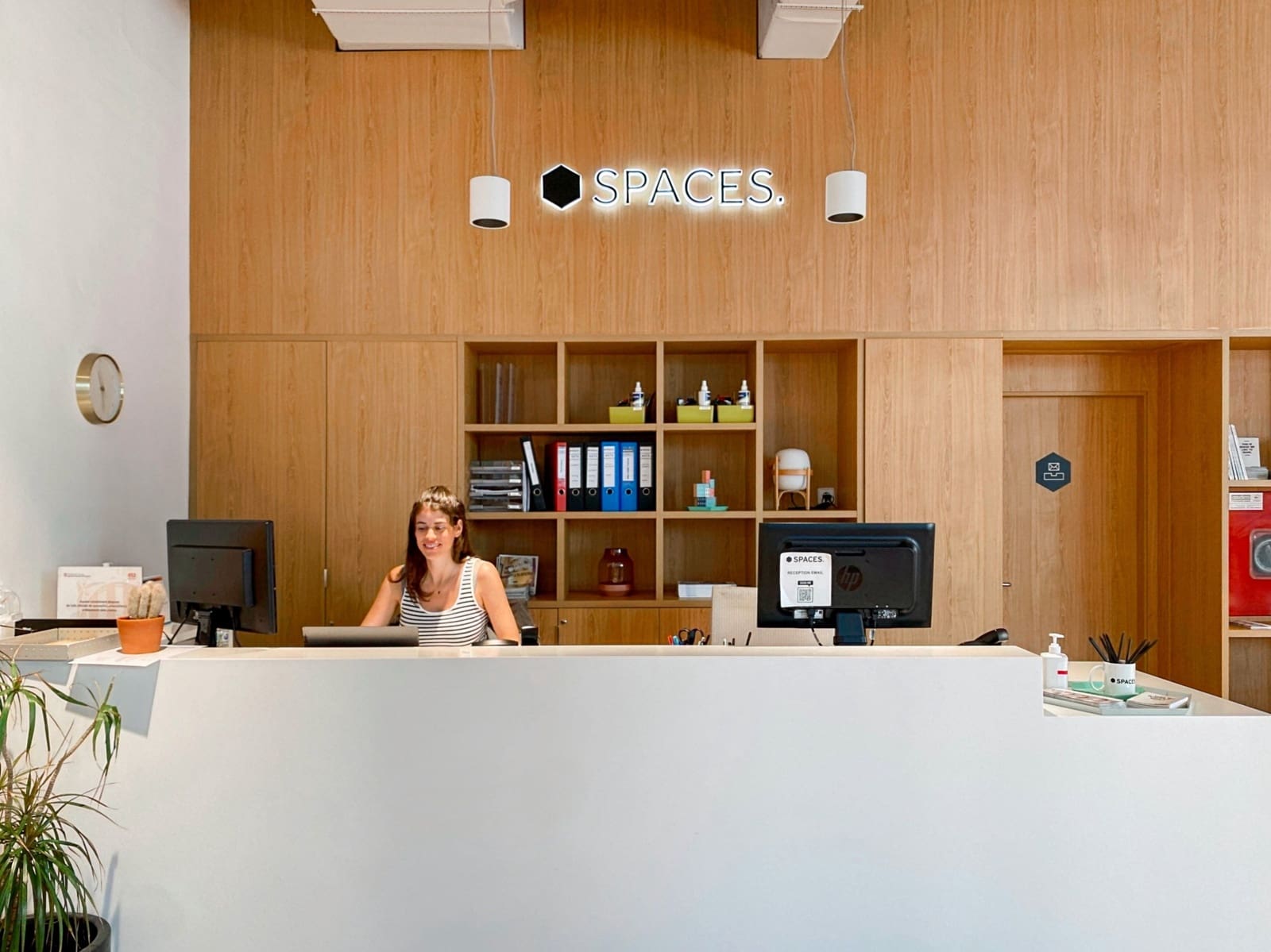 Kontor til leie i Barcelona by - € 1 089 (Ref: 9420754)