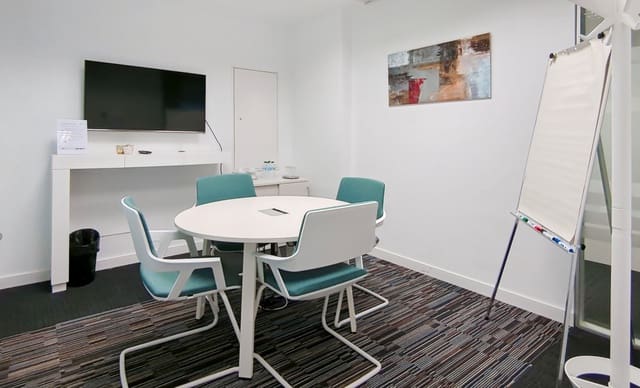 Office for rent in San Pascual, Madrid city - € 839 (Ref: 9420758)