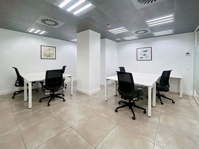 Office for rent in Zaragoza city - € 711 (Ref: 9420769)