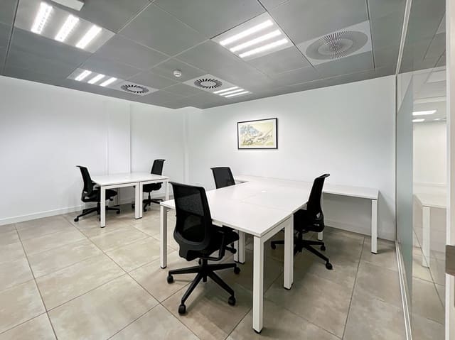 Office for rent in Zaragoza city - € 711 (Ref: 9420769)