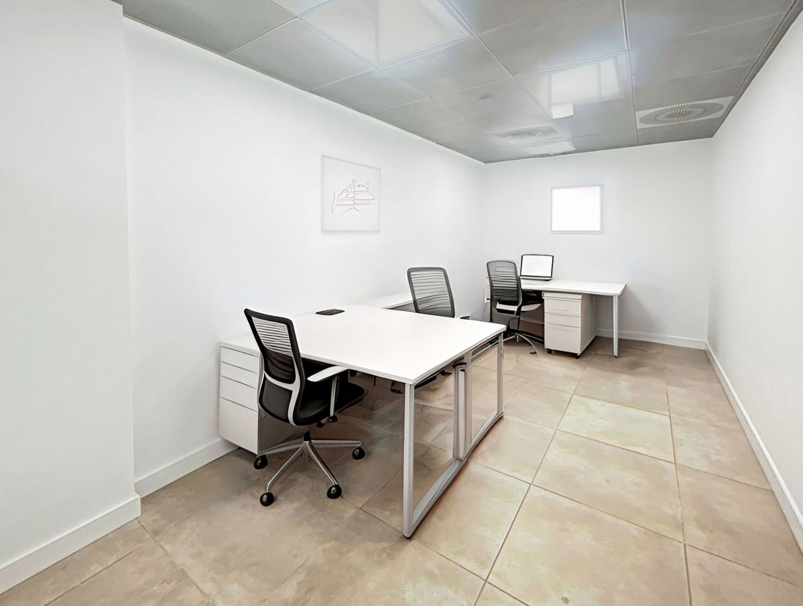 Office for rent in Zaragoza city - € 269 (Ref: 9420773)