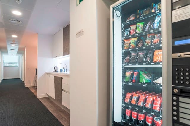 Kantoor te huur in El Prat de Llobregat - € 354 (Ref: 9420798)