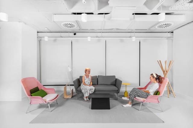 Office for rent in Encarnación, Regina, Seville city - € 979 (Ref: 9420810)