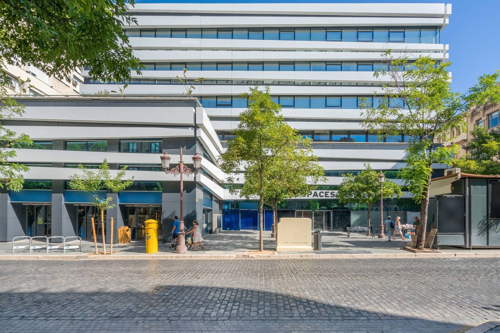 Office for rent in Seville city - € 979 (Ref: 9420810)