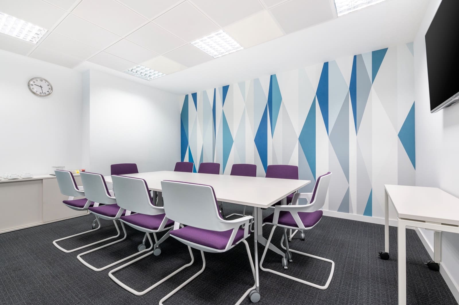 Office for rent in Madrid city - € 197 (Ref: 9420821)