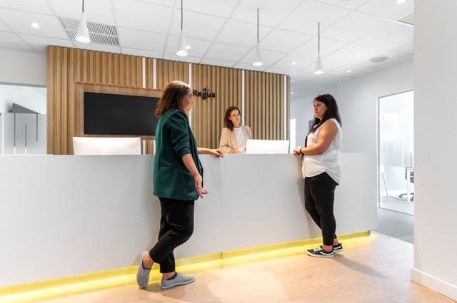 Oficina en Toledo ciudad en alquiler - 649 € (Ref: 9420834)