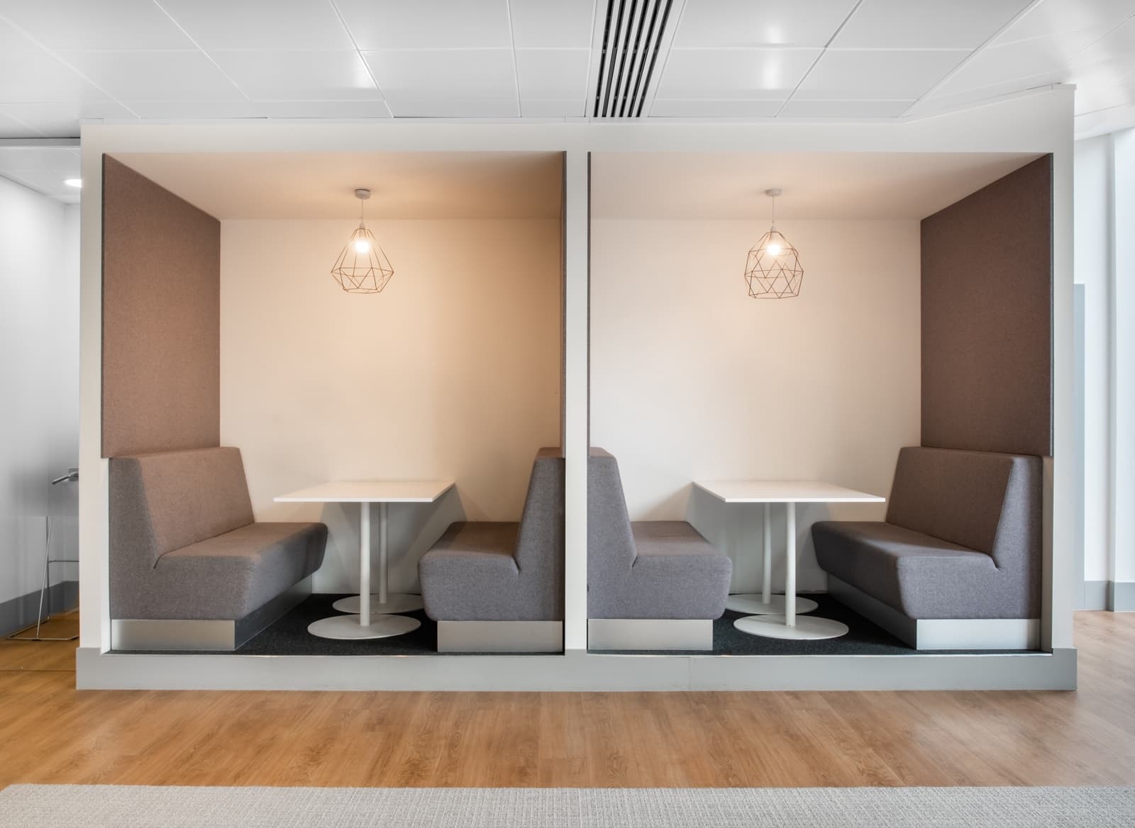 Office for rent in Bilbao - € 109 (Ref: 9420843)