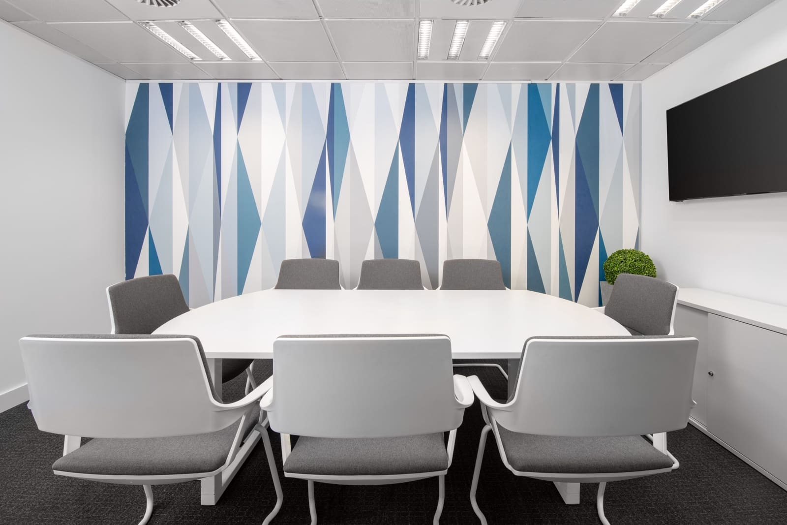 Office for rent in Madrid city - € 189 (Ref: 9420854)