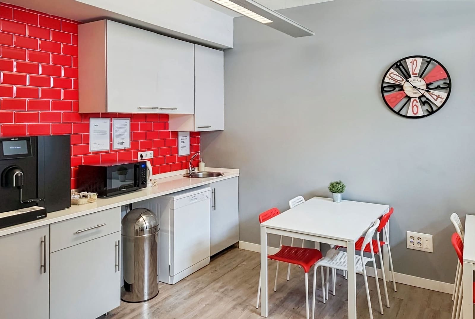 Kontor til leje i Bilbao - € 259 (Ref: 9420874)