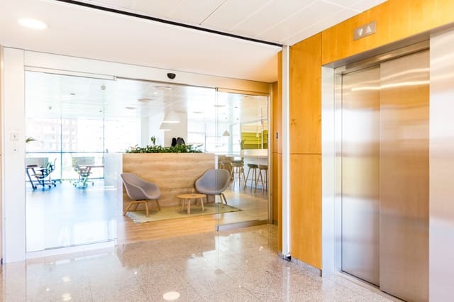 Kontor til leie i Palos de Moguer, Madrid by - € 6 208 (Ref: 9420905)