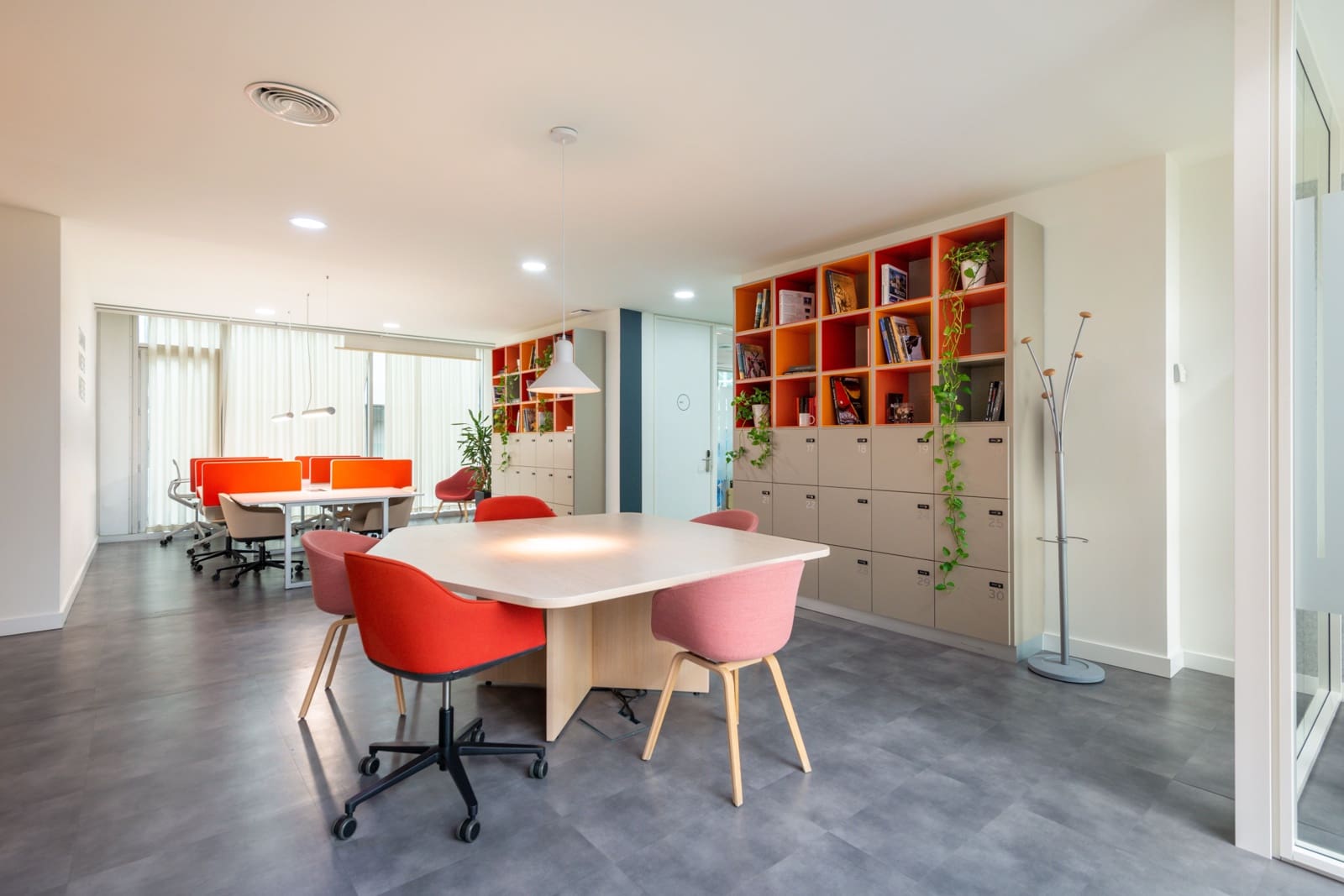 Kantoor te huur in Barcelona stad - € 896 (Ref: 9420922)