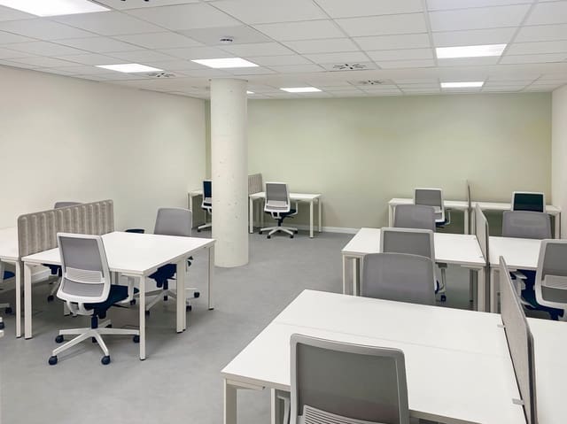 Office for rent in Rivas-Vaciamadrid - € 139 (Ref: 9420933)