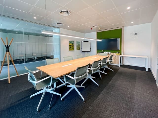 Office for rent in Les Tres Torres, Barcelona city - € 319 (Ref: 9420960)