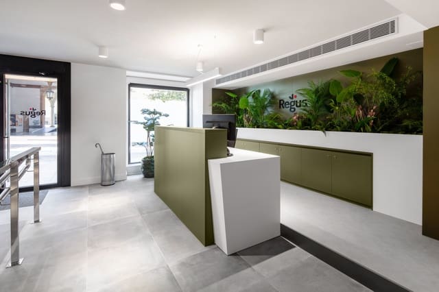 Kantoor te huur in Centro Urbano, Oviedo - € 789 (Ref: 9420966)