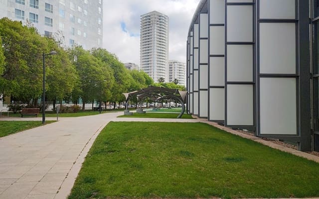 Office for rent in Beniferri, Valencia city - € 3,248 (Ref: 9420968)