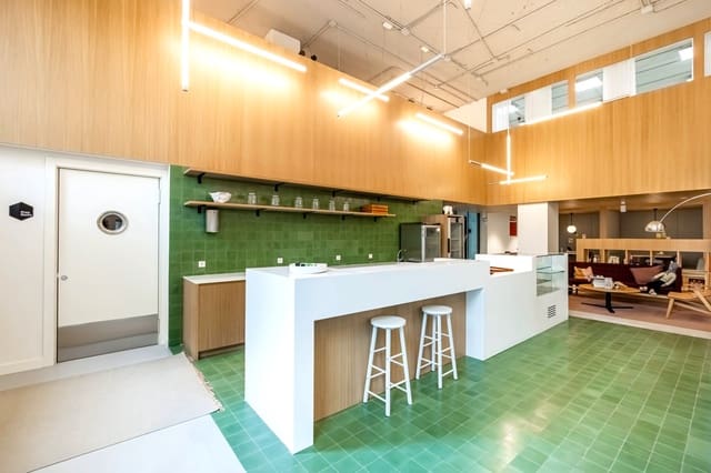 Ufficio da affittare in L'Antiga Esquerra de L'Eixample, Barcelona città - 1.139 € (Rif: 9420987)