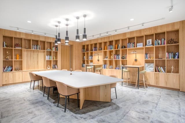 Kontor til leje i La Moraleja, Alcobendas - € 109 (Ref: 9421002)