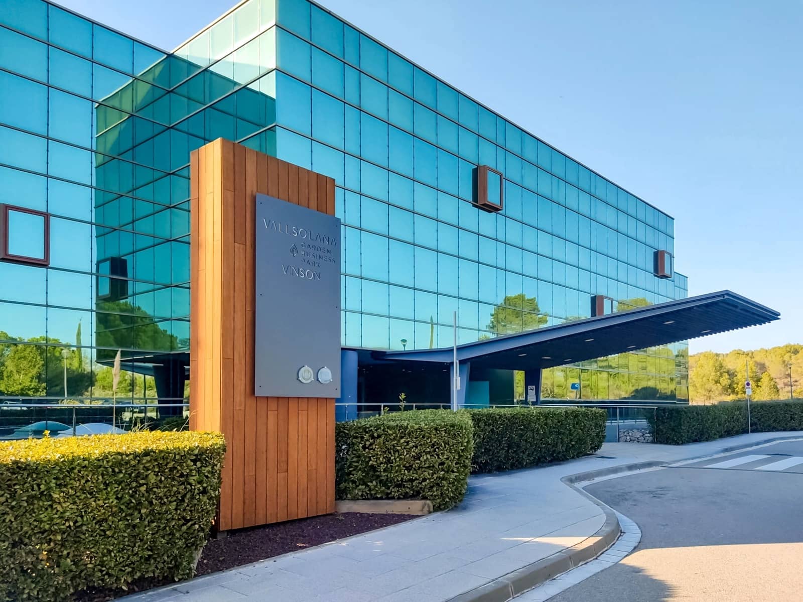 Office for rent in Sant Cugat del Valles - € 359 (Ref: 9421005)