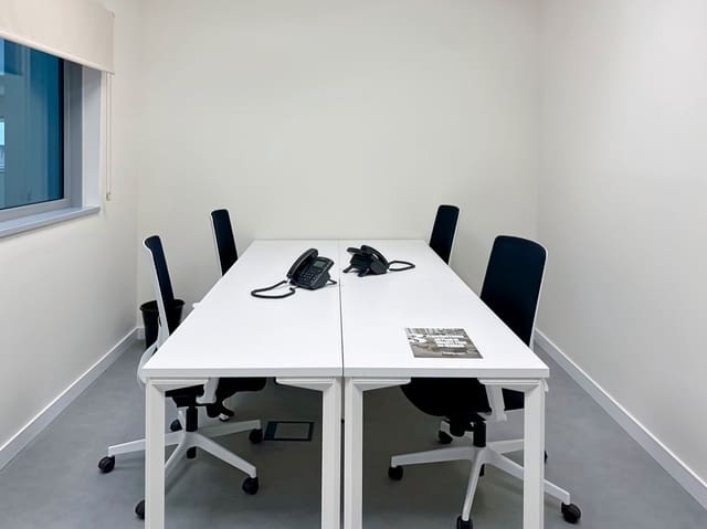 Office for rent in Rivas-Vaciamadrid - € 759 (Ref: 9421016)