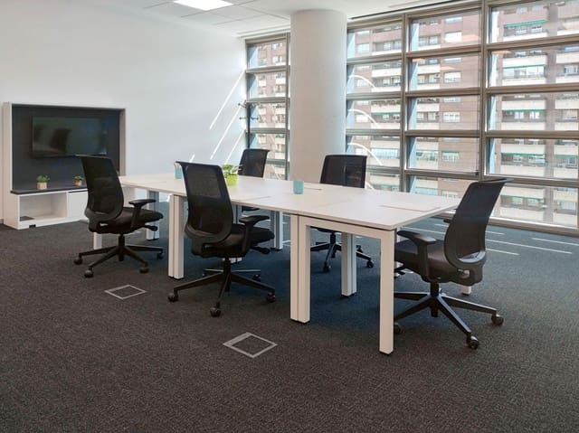 Office for rent in Zaragoza city - € 599 (Ref: 9421018)