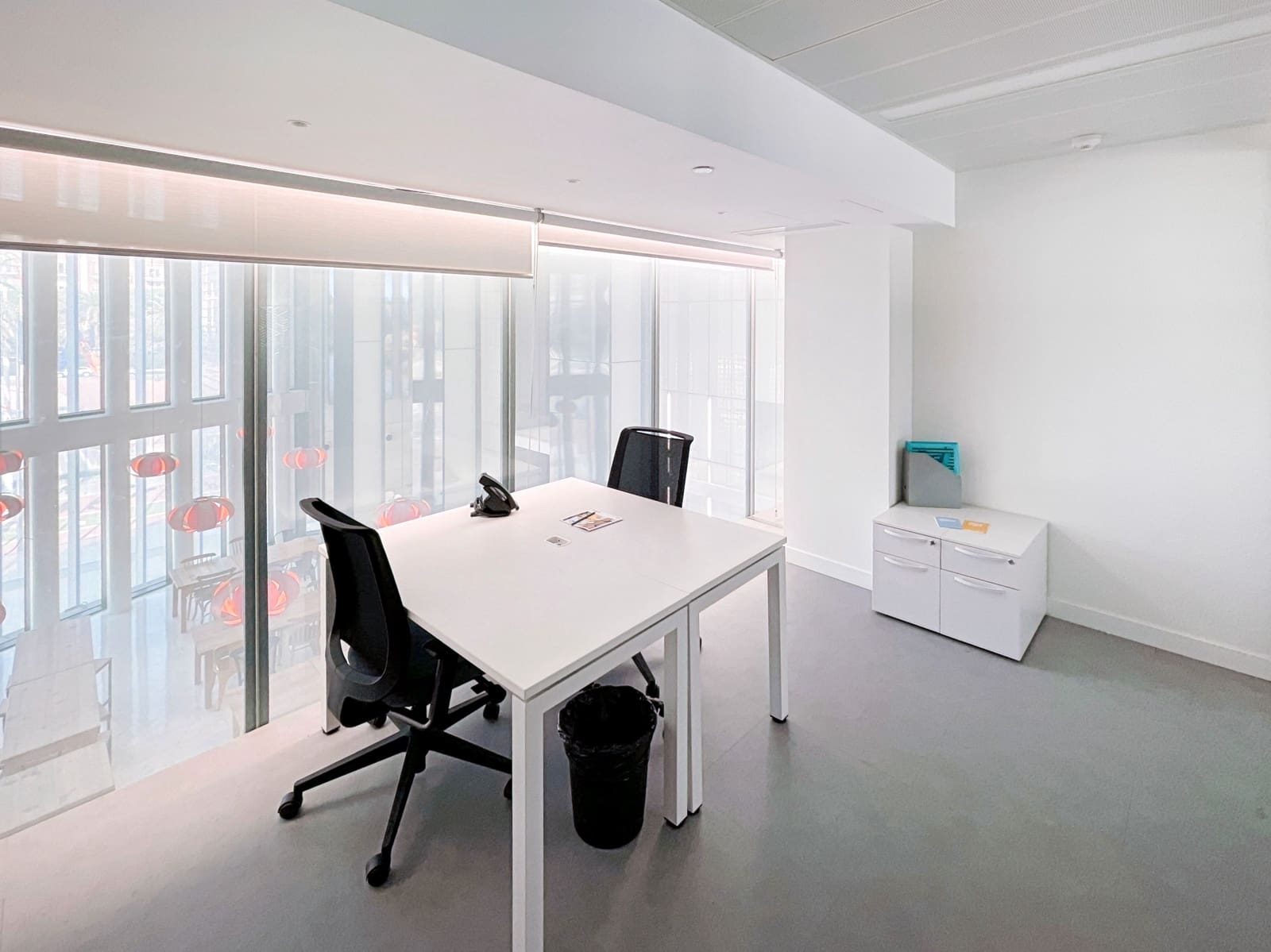 Kontor til leje i Barcelona by - € 887 (Ref: 9421021)