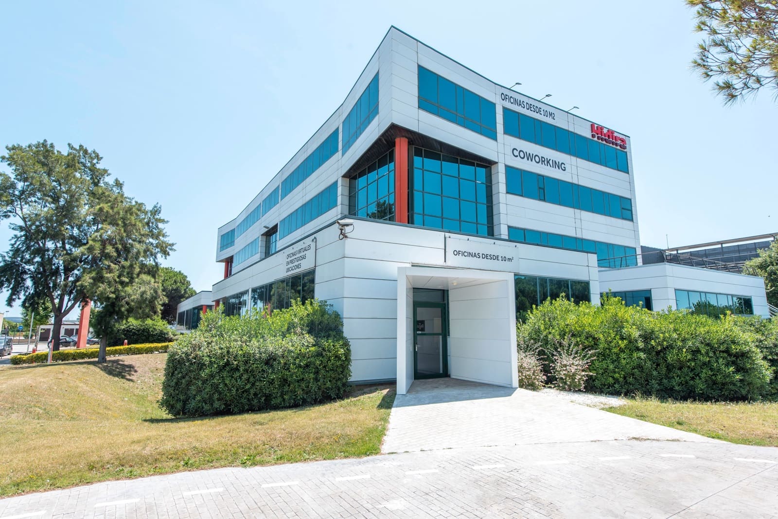 Office for rent in El Prat de Llobregat - € 189 (Ref: 9421031)