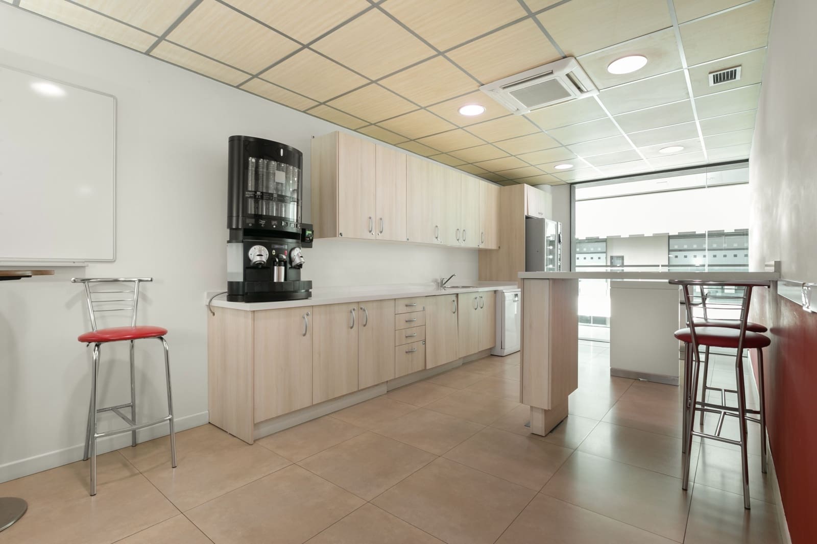 Biuro do wynajęcia w Miasto Malaga - 519 € (Ref: 9421039)