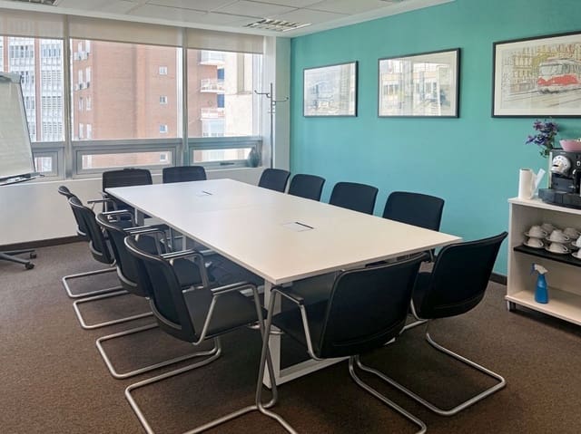 Oficina en El Viso, Madrid ciudad en alquiler - 189 € (Ref: 9421064)