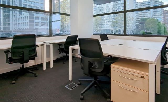 Office for rent in San Pascual, Madrid city - € 2,099 (Ref: 9421069)
