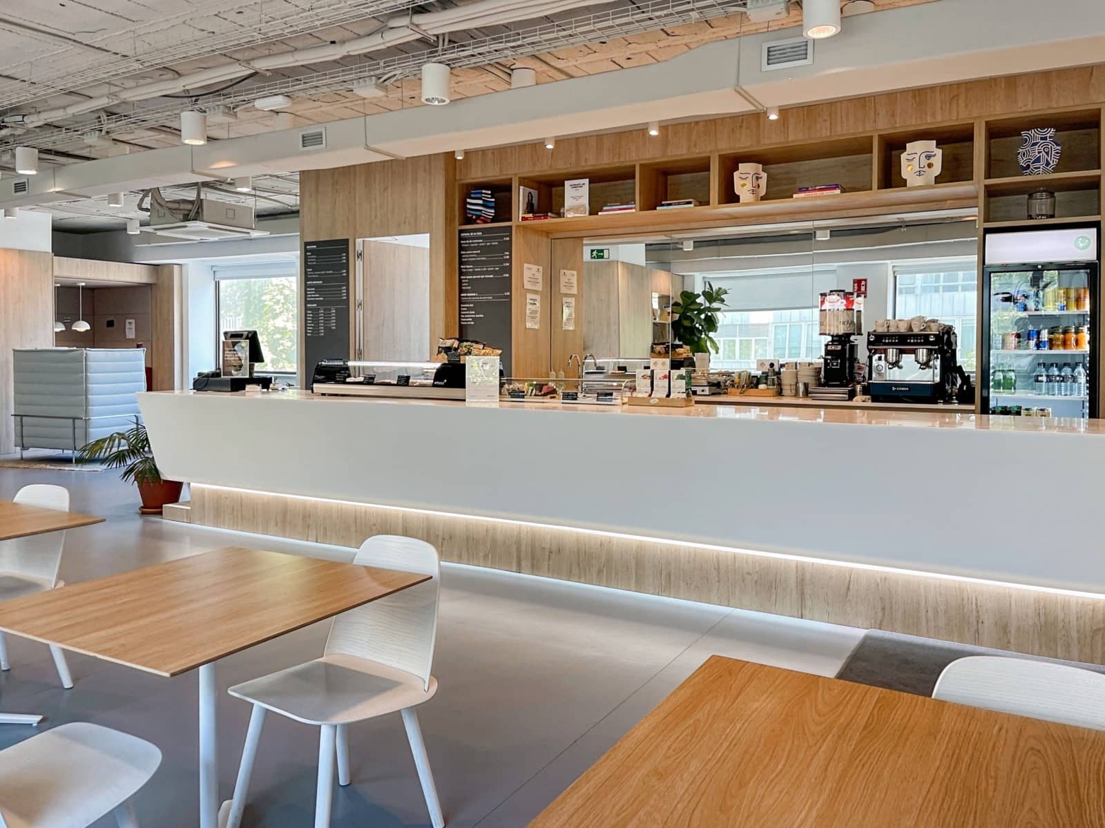 Kontor att hyra i Madrid stad - 2 488 € (Ref: 9421077)