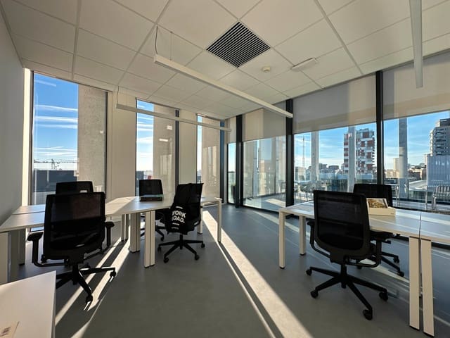 Kontor att hyra i Valdefuentes, Madrid stad - 1 119 € (Ref: 9421093)